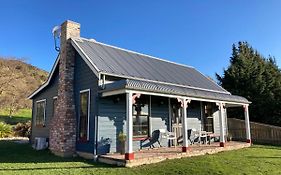 Fantail Cottage At Mcleod Estate